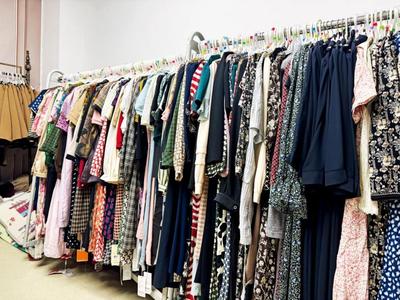 二手服裝市場 規范與創新并行的發展路徑