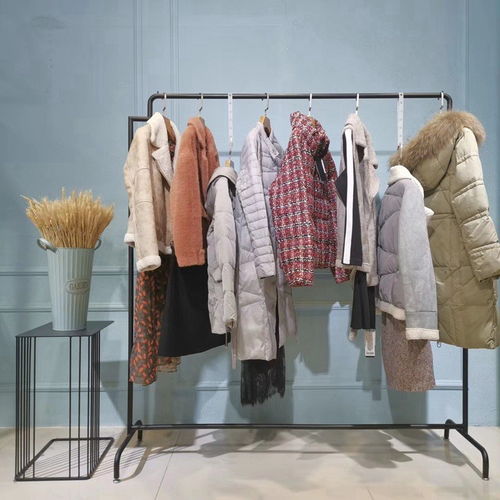 一席之地女裝與可亦軒品牌折扣 哈爾濱女裝尾貨批發(fā)市場(chǎng)指南