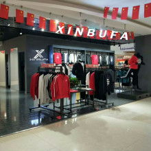 虎門海迪卡 一站式專業(yè)鞋帽批發(fā)，助力運(yùn)動休閑服裝店高效供應(yīng)